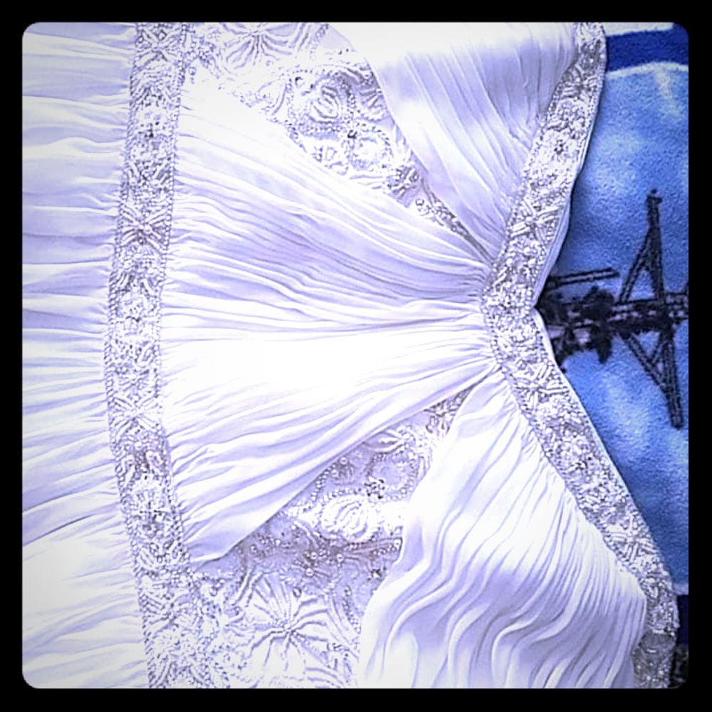 Wedding dress